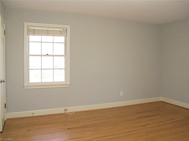 2862 Spicewood Drive, Winston-salem, NC 27106