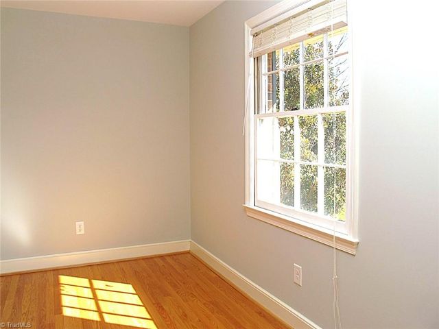 2862 Spicewood Drive, Winston-salem, NC 27106