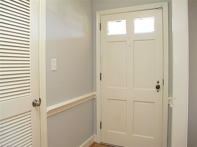 2862 Spicewood Drive, Winston-salem, NC 27106