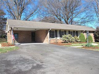 2862 Spicewood Drive, Winston-salem, NC 27106