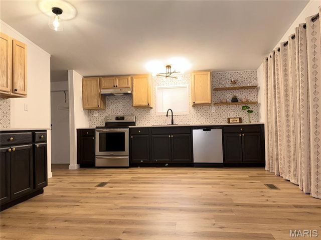 1008 Elderberry Drive, House Springs, MO 63051