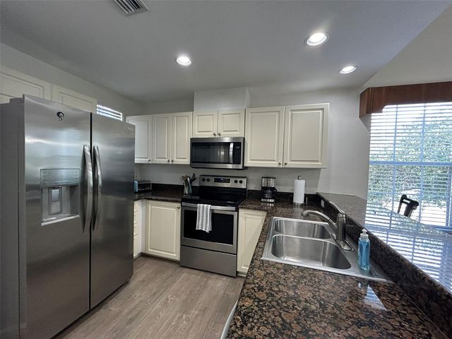 3604 54TH DRIVE W 204, Bradenton, FL 34210