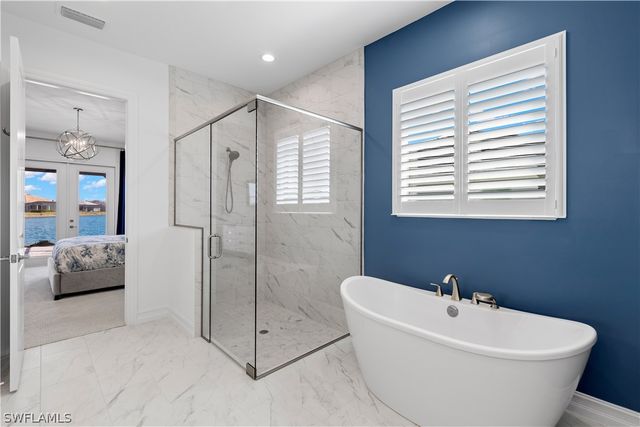 14265 Laguna Springs LN, Naples, FL 34114