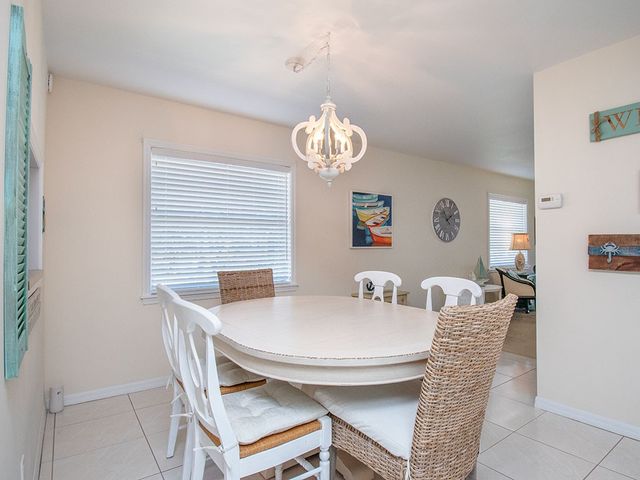 17 Vista Palm Lane 207, Vero Beach, FL 32962