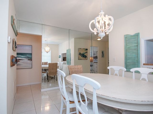 17 Vista Palm Lane 207, Vero Beach, FL 32962