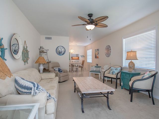 17 Vista Palm Lane 207, Vero Beach, FL 32962