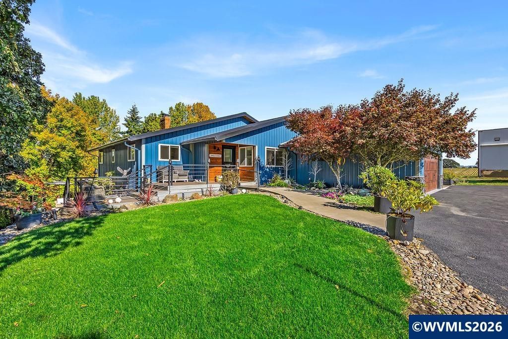 Image 1 of property listing at 19020 SW Christensen Rd, Mcminnville, OR 97128