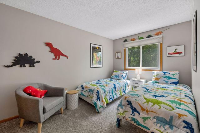 3480 Greenwood Court S, Eagan, MN 55122