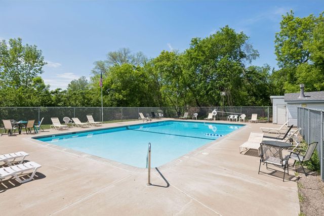 3480 Greenwood Court S, Eagan, MN 55122