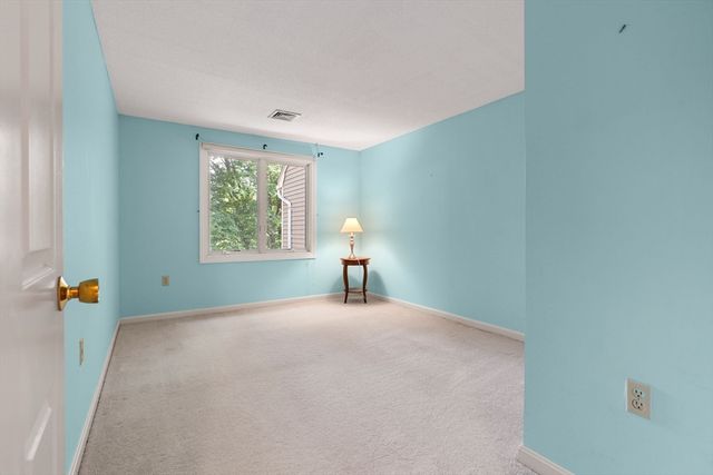 213 Brickett Hill Circle 213, Haverhill, MA 01830