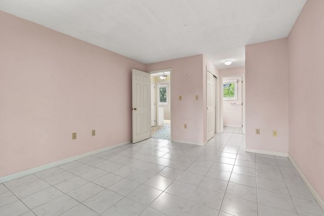 213 Brickett Hill Circle 213, Haverhill, MA 01830