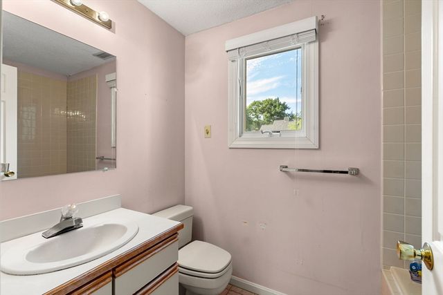 213 Brickett Hill Circle 213, Haverhill, MA 01830