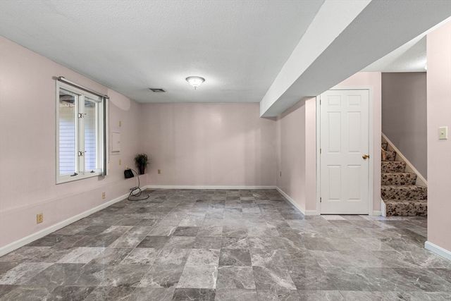 213 Brickett Hill Circle 213, Haverhill, MA 01830