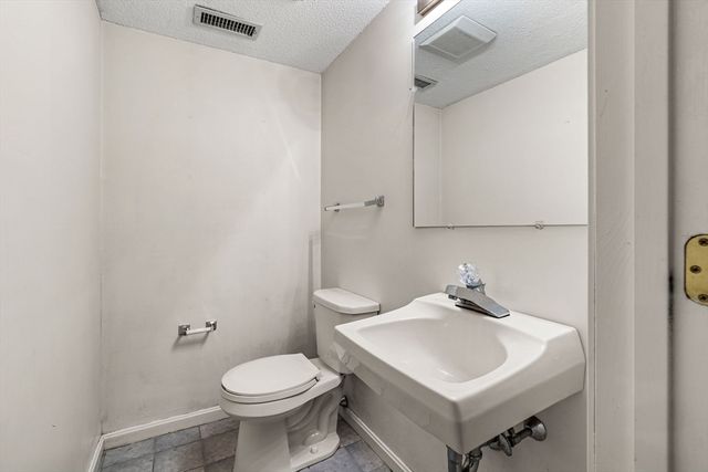 213 Brickett Hill Circle 213, Haverhill, MA 01830