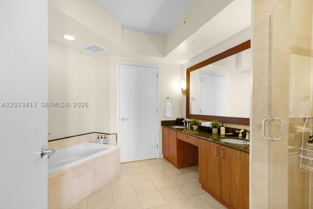 18001 Collins Ave 1514, Sunny Isles Beach, FL 33160