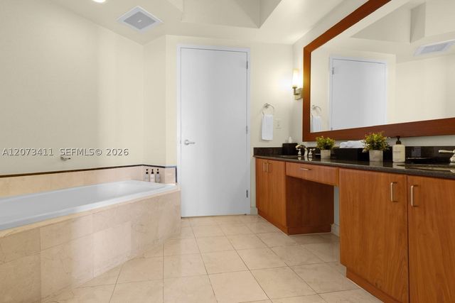18001 Collins Ave 1514, Sunny Isles Beach, FL 33160