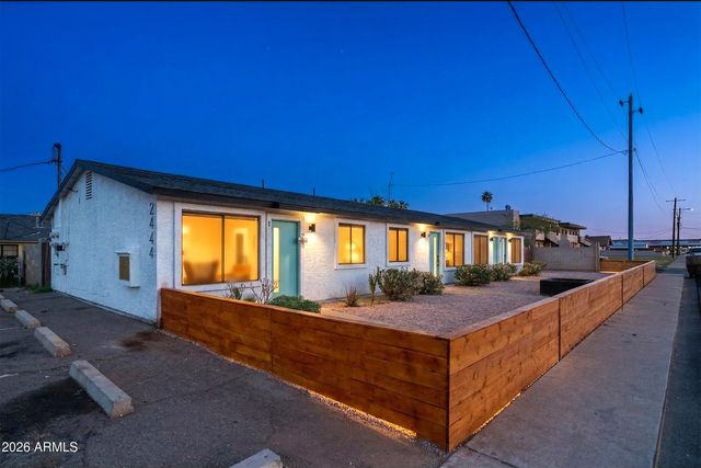 2444 E WILLETTA Street 1, Phoenix, AZ 85008