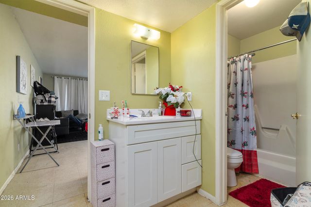 2444 E WILLETTA Street 1, Phoenix, AZ 85008