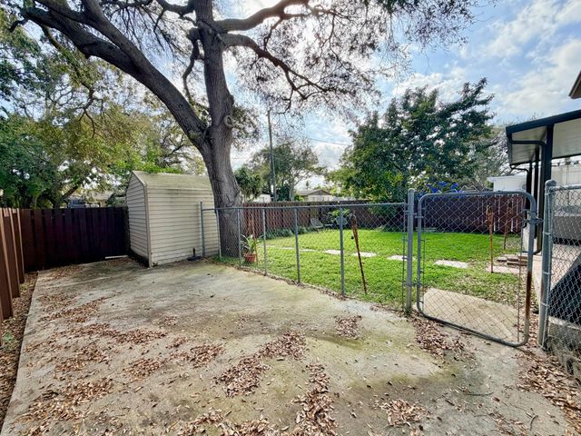 243 SW 5th Street, Dania Beach, FL 33004