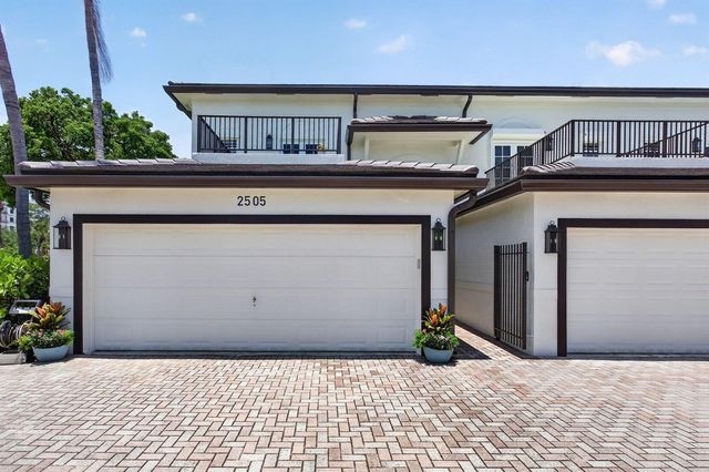 2505 NE 2nd Street 2505, Pompano Beach, FL 33062