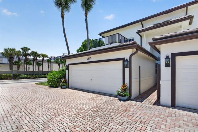2505 NE 2nd Street 2505, Pompano Beach, FL 33062