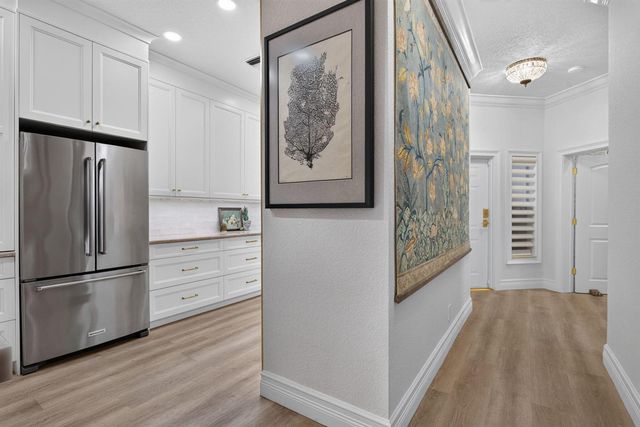2505 NE 2nd Street 2505, Pompano Beach, FL 33062