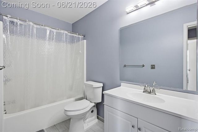 41852 Cantebury Drive, Novi, MI 48377