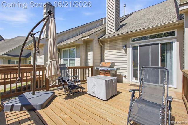 41852 Cantebury Drive, Novi, MI 48377