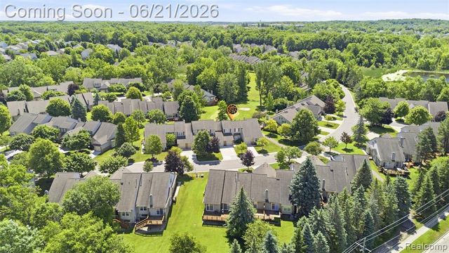 41852 Cantebury Drive, Novi, MI 48377
