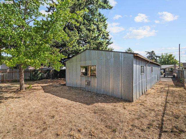 9801 Se PARDEE St, Portland, OR 97266