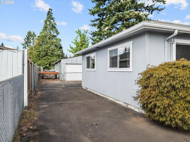 9801 Se PARDEE St, Portland, OR 97266
