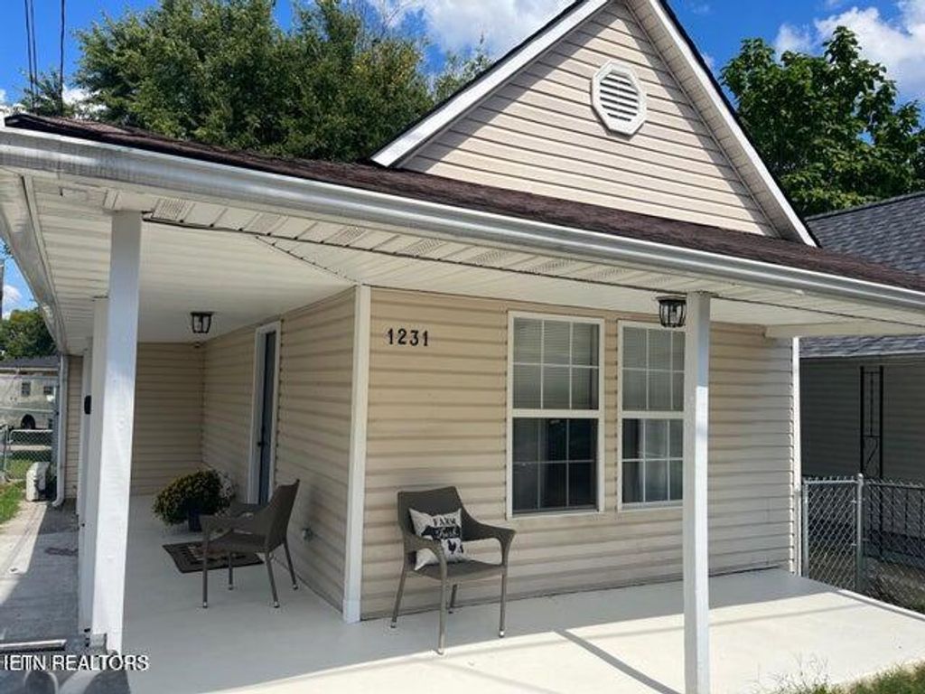 1231 Callaway St, Knoxville, TN 37921