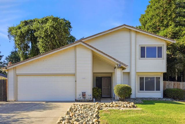 8929 Castle Park Dr, Elk Grove, CA 95624