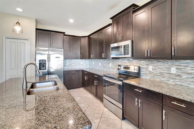 4628 CORTLAND DRIVE, Davenport, FL 33837