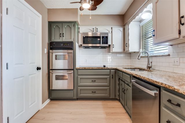 8705 Irongate Drive, North Richland Hills, TX 76182