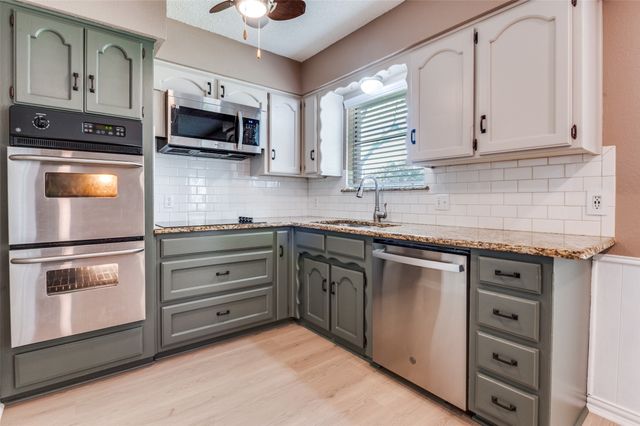 8705 Irongate Drive, North Richland Hills, TX 76182