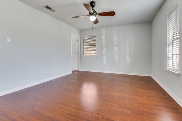 8705 Irongate Drive, North Richland Hills, TX 76182