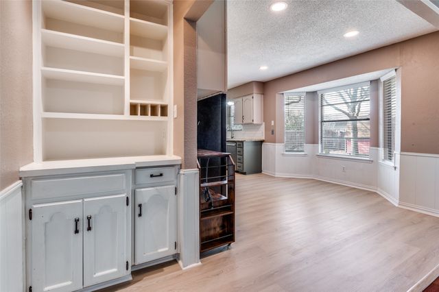 8705 Irongate Drive, North Richland Hills, TX 76182