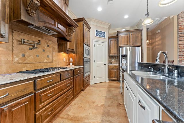 36516 Oak Park Ave, Prairieville, LA 70769