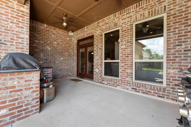 36516 Oak Park Ave, Prairieville, LA 70769
