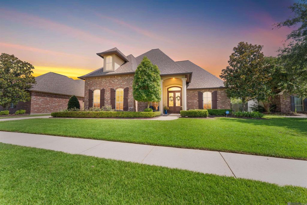 36516 Oak Park Ave, Prairieville, LA 70769