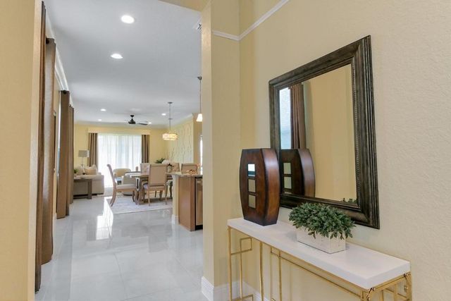 220 SE Via Visconti, Port St. Lucie, Port St Lucie, FL 34952