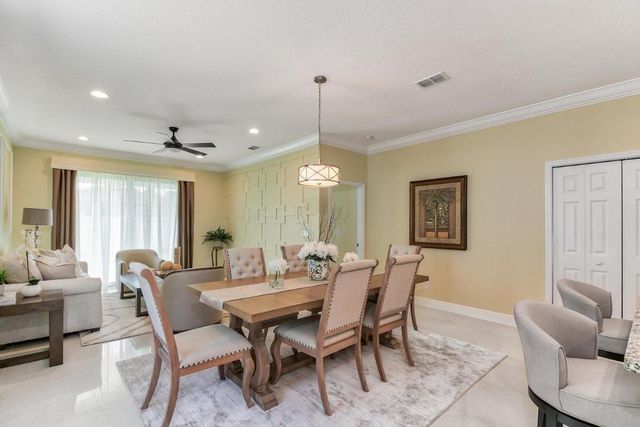 220 SE Via Visconti, Port St. Lucie, Port St Lucie, FL 34952