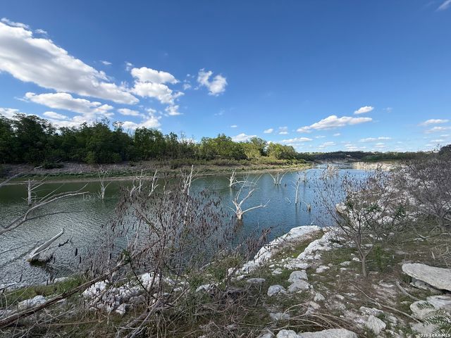 2287 San Jose, Canyon Lake, TX 78133
