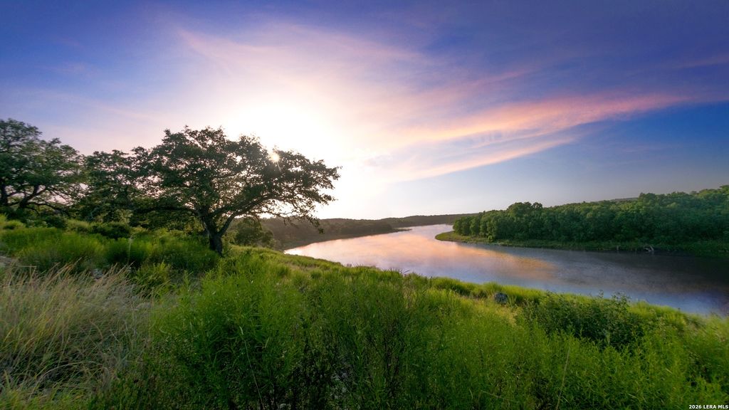 2287 San Jose, Canyon Lake, TX 78133