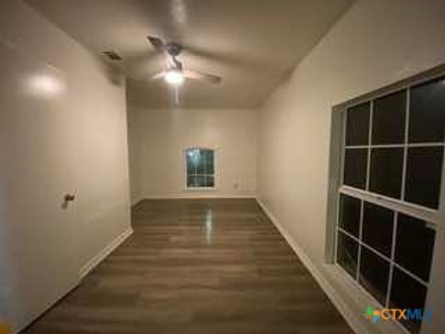 1512 E Barton Avenue, Temple, TX 76501