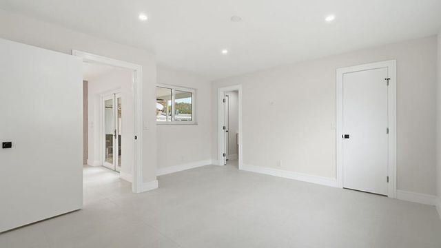 5507 W Park Road, Hollywood, FL 33021