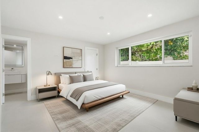 5507 W Park Road, Hollywood, FL 33021