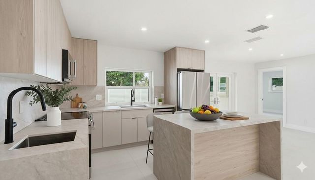 5507 W Park Road, Hollywood, FL 33021