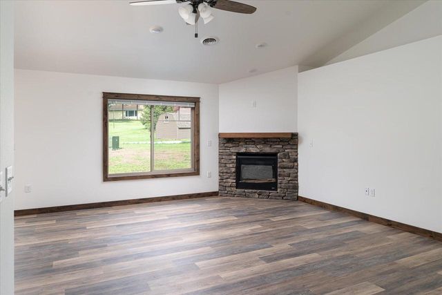 416 N Washington STREET, Viola, WI 54664